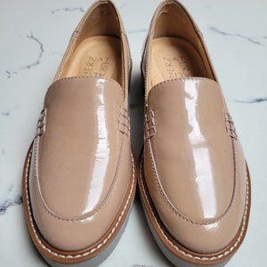 New Naturalizer Loafers (Size 4.5)